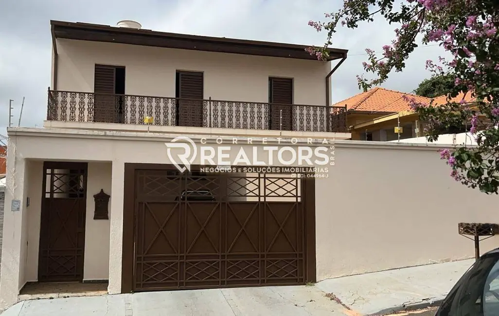 Foto 1 de Sobrado com 3 quartos à venda, 384m2 em Centro, Botucatu - SP