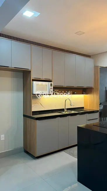 Foto 6 de Casa com 3 quartos à venda, 250m2 em Jardim Itamarati, Botucatu - SP