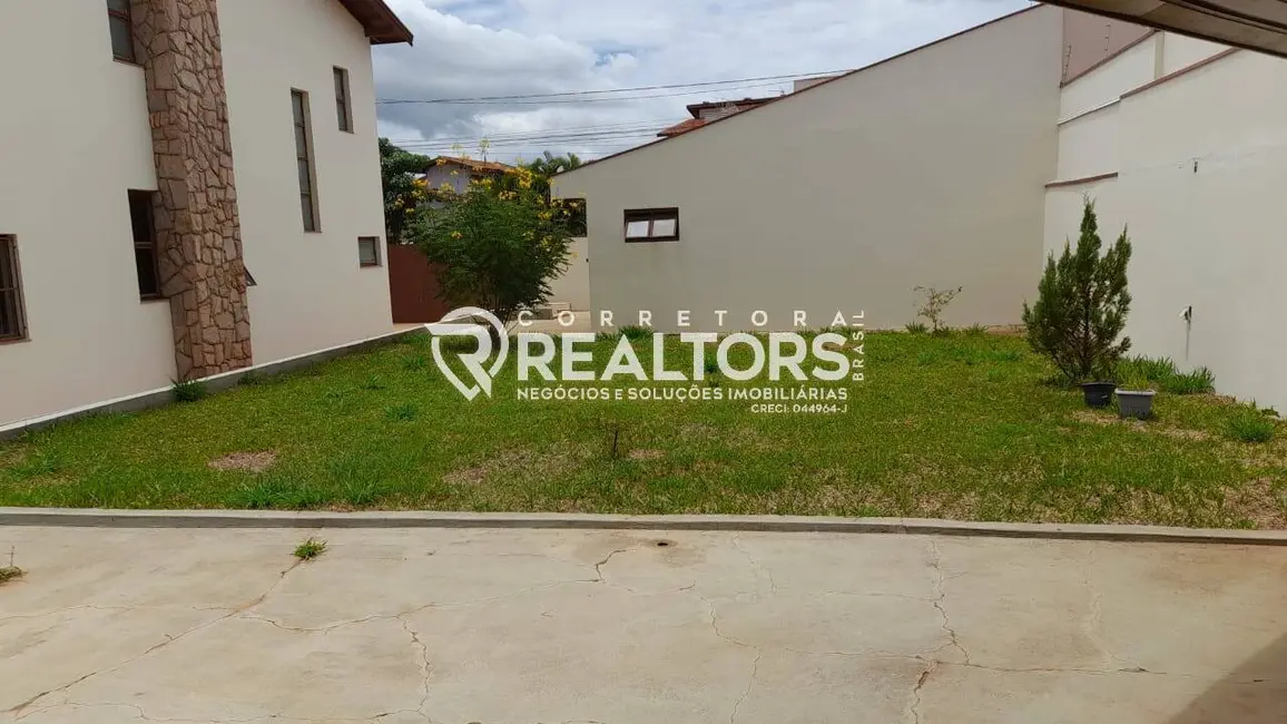 Foto 6 de Sobrado com 3 quartos à venda, 550m2 em Sao Manuel - SP