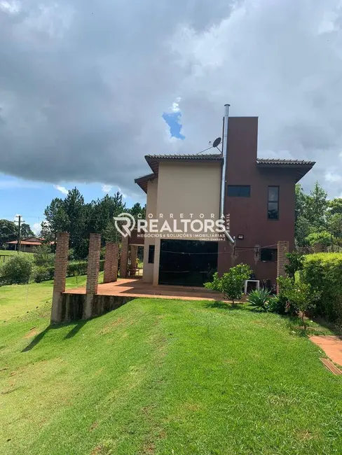 Foto 4 de Chácara com 3 quartos à venda, 2318m2 em Recanto da Amizade, Botucatu - SP