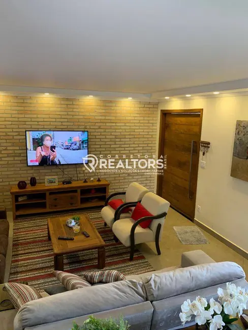 Foto 5 de Chácara com 3 quartos à venda, 2318m2 em Recanto da Amizade, Botucatu - SP