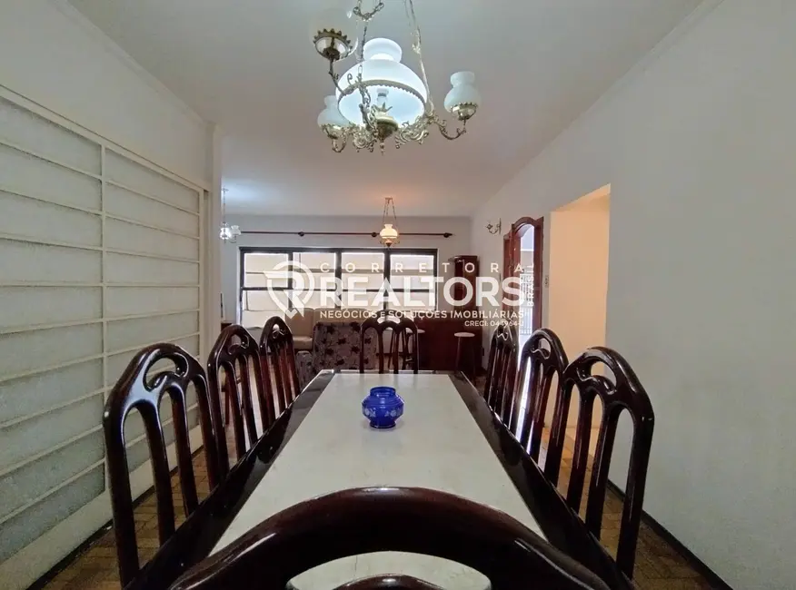 Foto 5 de Casa com 4 quartos à venda, 300m2 em Centro, Botucatu - SP