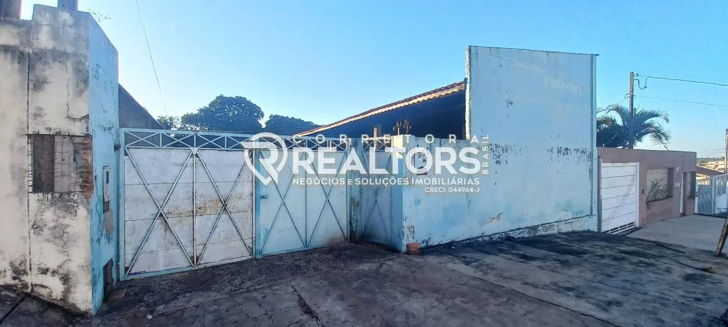 Foto 1 de Casa com 2 quartos à venda, 300m2 em Altos do Paraíso, Botucatu - SP