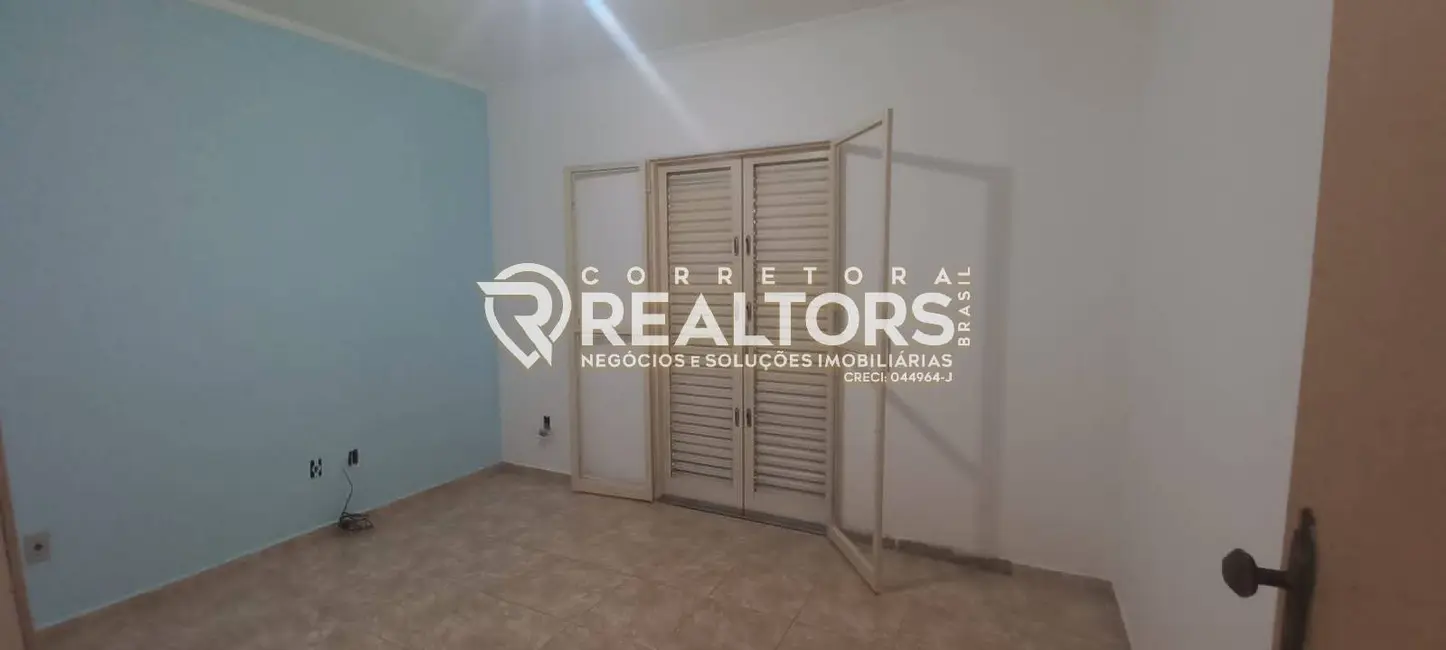 Foto 9 de Casa com 2 quartos à venda, 300m2 em Altos do Paraíso, Botucatu - SP