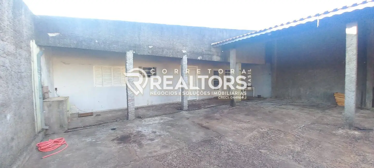 Foto 3 de Casa com 2 quartos à venda, 300m2 em Altos do Paraíso, Botucatu - SP