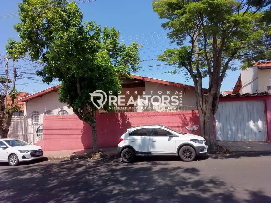 Foto 1 de Casa com 3 quartos à venda, 390m2 em Vila dos Lavradores, Botucatu - SP
