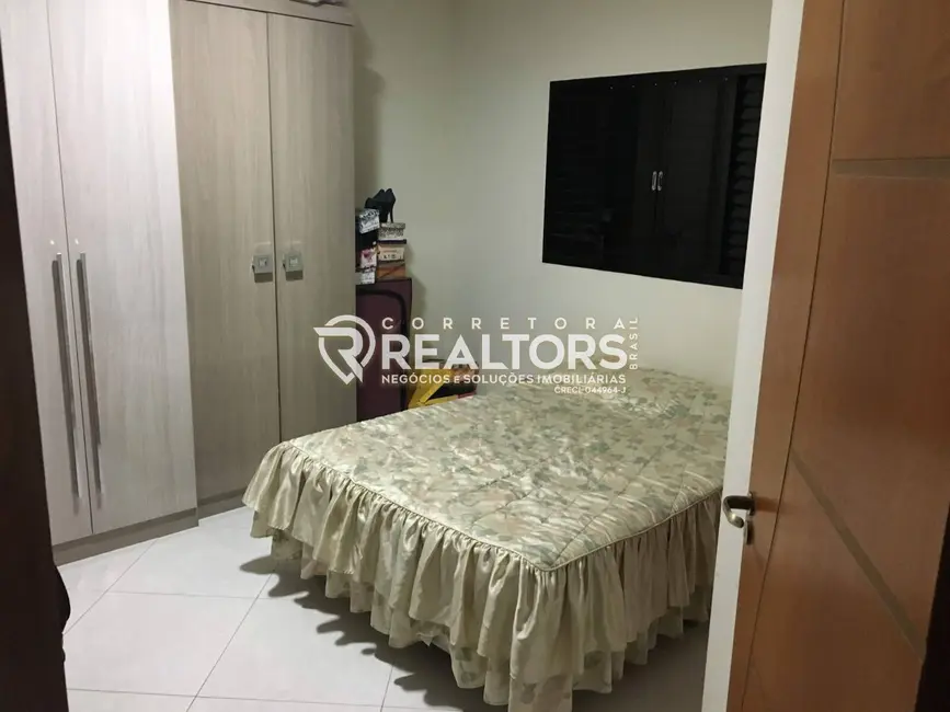 Foto 2 de Casa com 2 quartos à venda, 250m2 em Jardim Monte Mor, Botucatu - SP