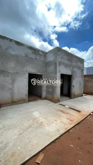 Foto 2 de Casa com 3 quartos à venda, 250m2 em Botucatu - SP