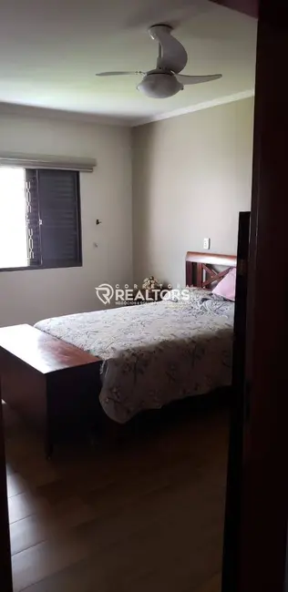 Foto 8 de Casa com 2 quartos à venda, 258m2 em Centro, Botucatu - SP