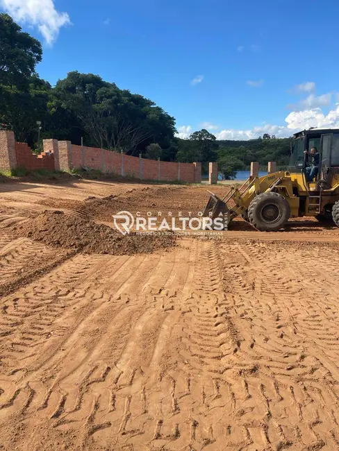 Foto 4 de Terreno / Lote à venda, 1008m2 em Chácara Capão Bonito, Botucatu - SP