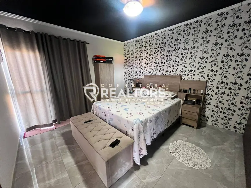 Foto 9 de Sobrado com 3 quartos à venda, 280m2 em Sao Manuel - SP