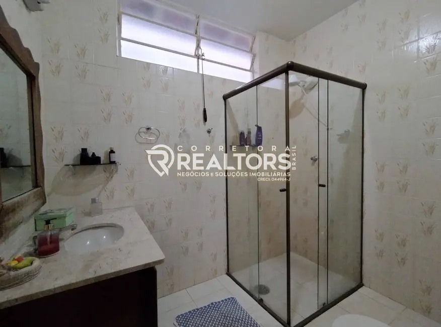 Foto 8 de Casa com 3 quartos à venda, 270m2 em Botucatu - SP