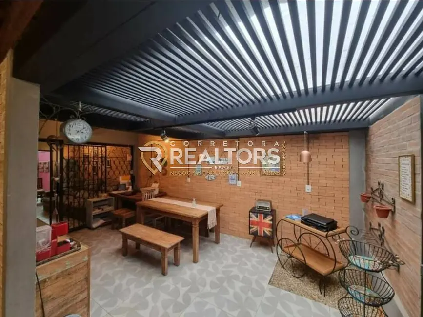 Foto 1 de Casa com 3 quartos à venda, 269m2 em Jardim Bom Pastor, Botucatu - SP