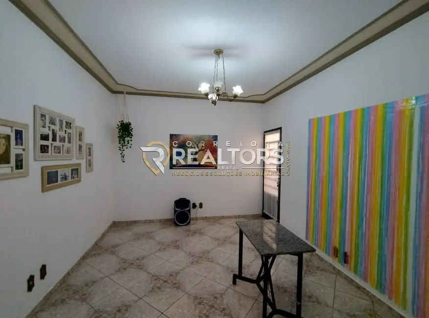 Foto 5 de Casa com 5 quartos à venda, 260m2 em Vila São Lúcio, Botucatu - SP