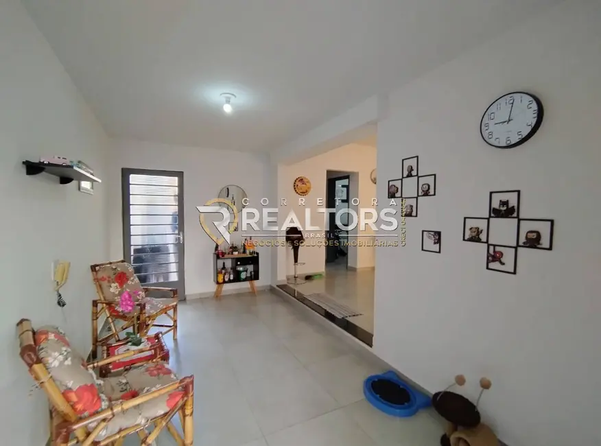 Foto 4 de Casa com 3 quartos à venda, 250m2 em Vila Casa Branca, Botucatu - SP