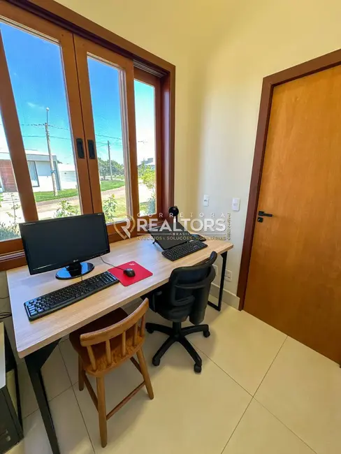 Foto 6 de Casa de Condomínio com 5 quartos à venda, 1112m2 em Residencial Parque Laguna I, Botucatu - SP