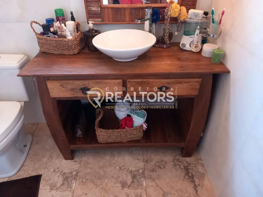 Foto 9 de Casa de Condomínio com 2 quartos à venda, 1000m2 em Botucatu - SP