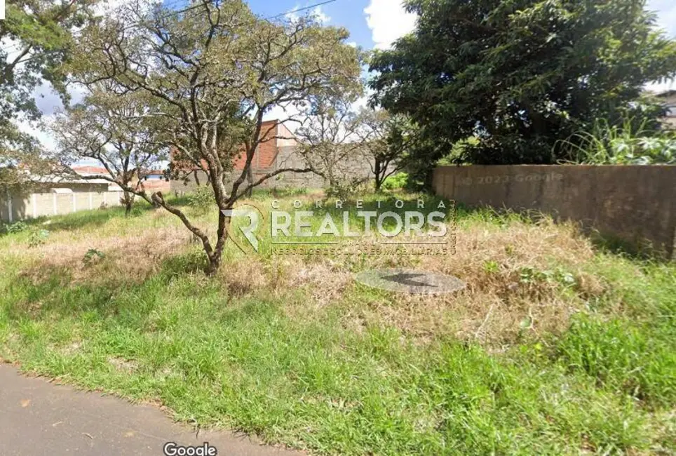 Foto 1 de Terreno / Lote à venda, 300m2 em Jardim Santa Mônica, Botucatu - SP