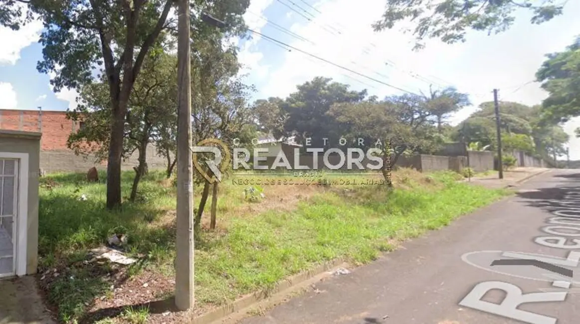 Foto 1 de Terreno / Lote à venda, 300m2 em Jardim Santa Mônica, Botucatu - SP