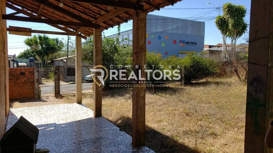 Foto 2 de Terreno / Lote à venda, 1000m2 em Jardim Santa Eliza, Botucatu - SP