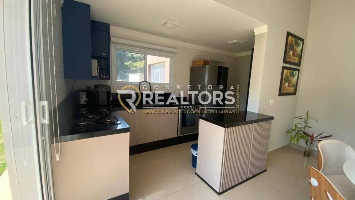 Foto 1 de Casa de Condomínio com 3 quartos à venda, 840m2 em Pardinho - SP