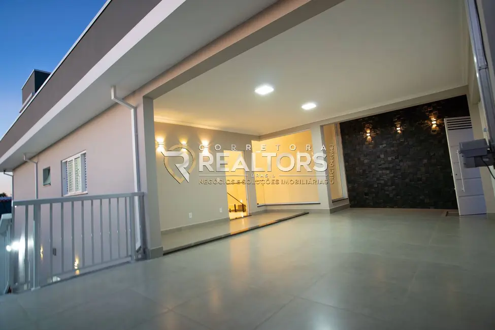 Foto 3 de Casa com 4 quartos à venda, 250m2 em Altos do Paraíso, Botucatu - SP