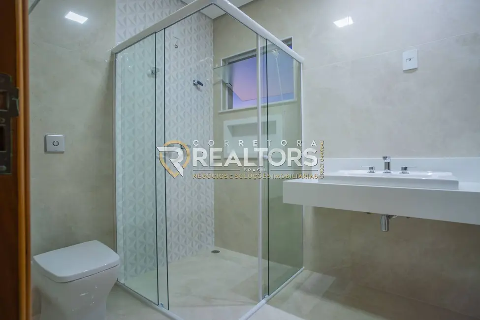 Foto 9 de Casa com 4 quartos à venda, 250m2 em Altos do Paraíso, Botucatu - SP