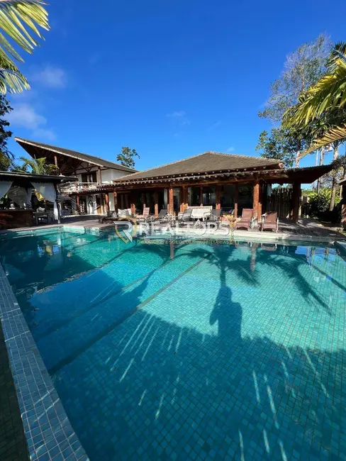 Foto 2 de Casa de Condomínio com 6 quartos à venda, 1100m2 em Porto Seguro - BA