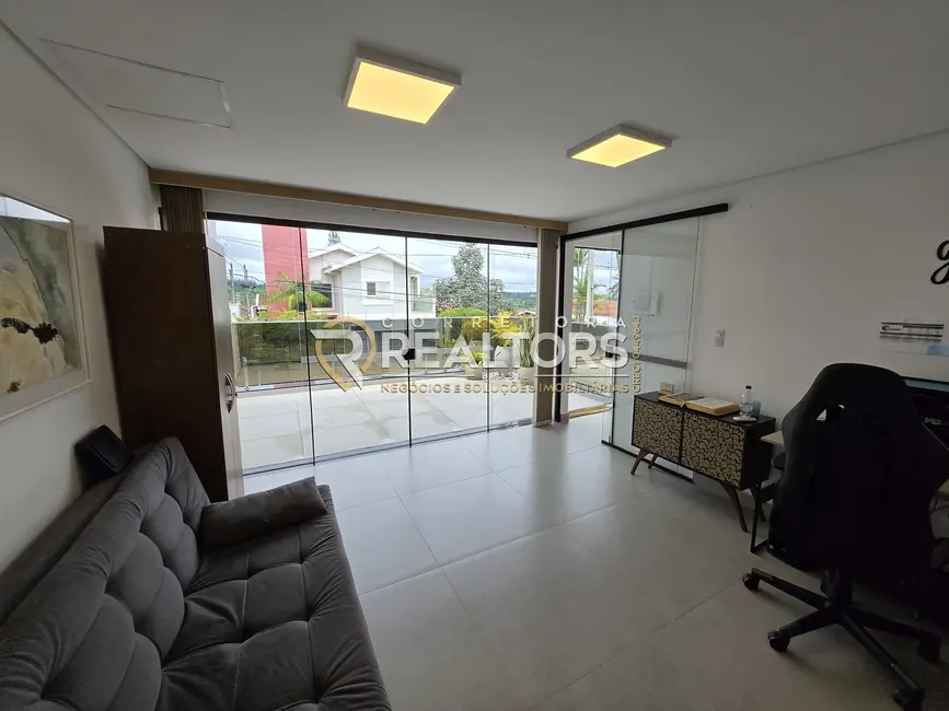 Foto 8 de Casa com 3 quartos à venda, 576m2 em Vila Sonia, Botucatu - SP