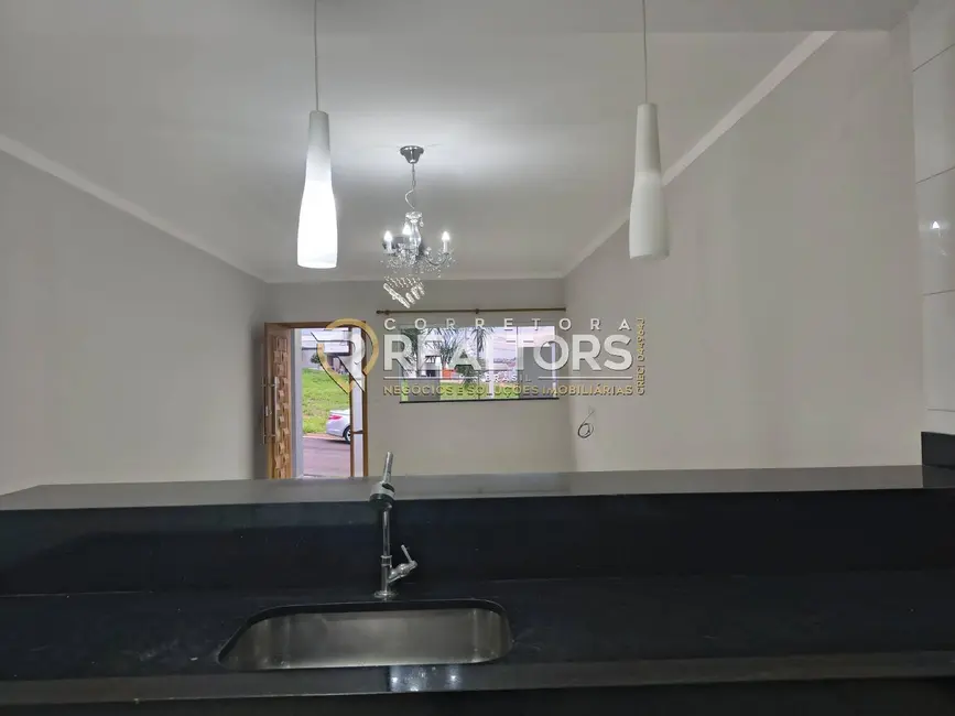 Foto 6 de Casa de Condomínio com 3 quartos à venda e para alugar, 167m2 em Chácara Floresta, Botucatu - SP