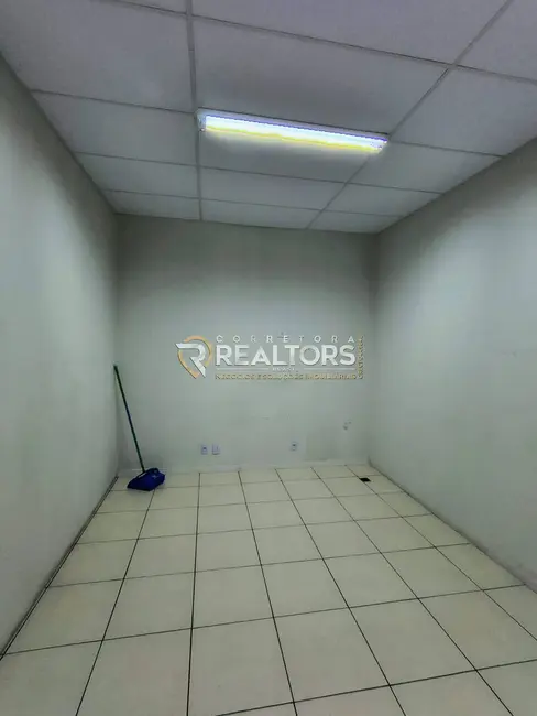 Foto 9 de Sala Comercial para alugar, 100m2 em Botucatu - SP