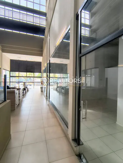 Foto 4 de Sala Comercial para alugar, 100m2 em Botucatu - SP