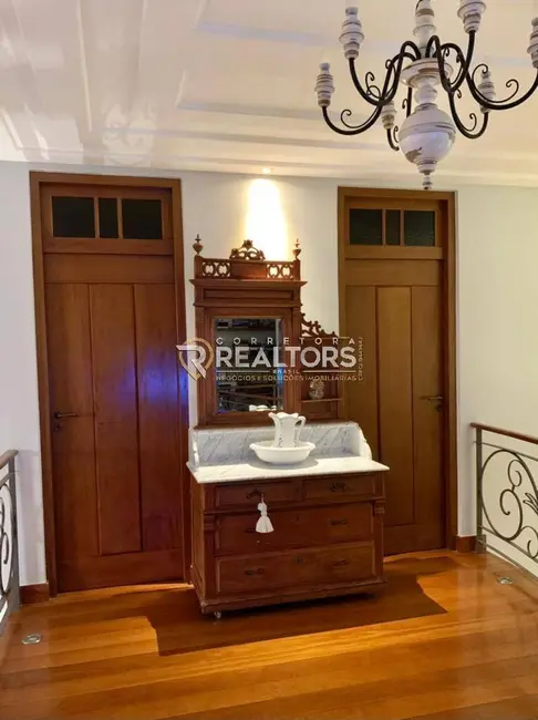 Foto 6 de Sobrado com 5 quartos à venda, 1000m2 em Porto Seguro - BA