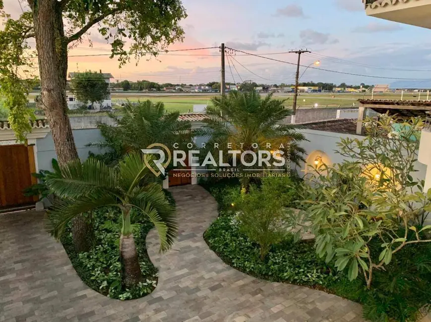 Foto 4 de Sobrado com 5 quartos à venda, 1000m2 em Porto Seguro - BA