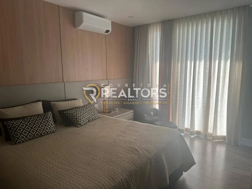 Foto 5 de Casa com 3 quartos à venda, 1000m2 em Sociedade Hípica de Botucatu, Botucatu - SP