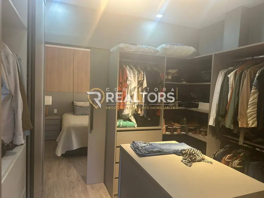 Foto 4 de Casa com 3 quartos à venda, 1000m2 em Sociedade Hípica de Botucatu, Botucatu - SP