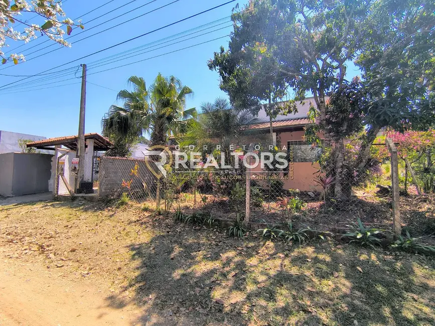 Foto 8 de Chácara com 2 quartos para alugar, 2000m2 em Chácara Capão Bonito, Botucatu - SP