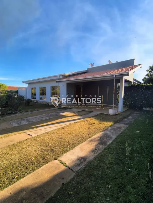 Foto 1 de Casa de Condomínio com 3 quartos para alugar, 1000m2 em Residencial Parque Laguna I, Botucatu - SP