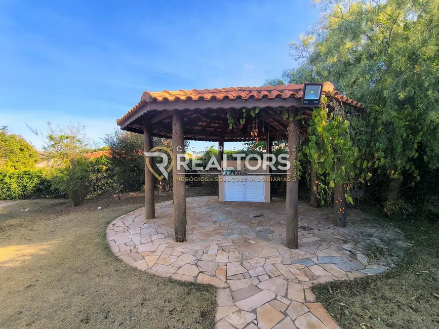 Foto 5 de Casa de Condomínio com 3 quartos para alugar, 1000m2 em Residencial Parque Laguna I, Botucatu - SP