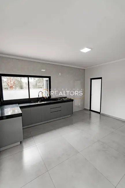 Casa de Condomínio com 3 quartos à venda, 478m2 em Botucatu - SP - imagem 6 Foto 6 de Casa de Condomínio com 3 quartos à venda, 478m2 em Botucatu - SP