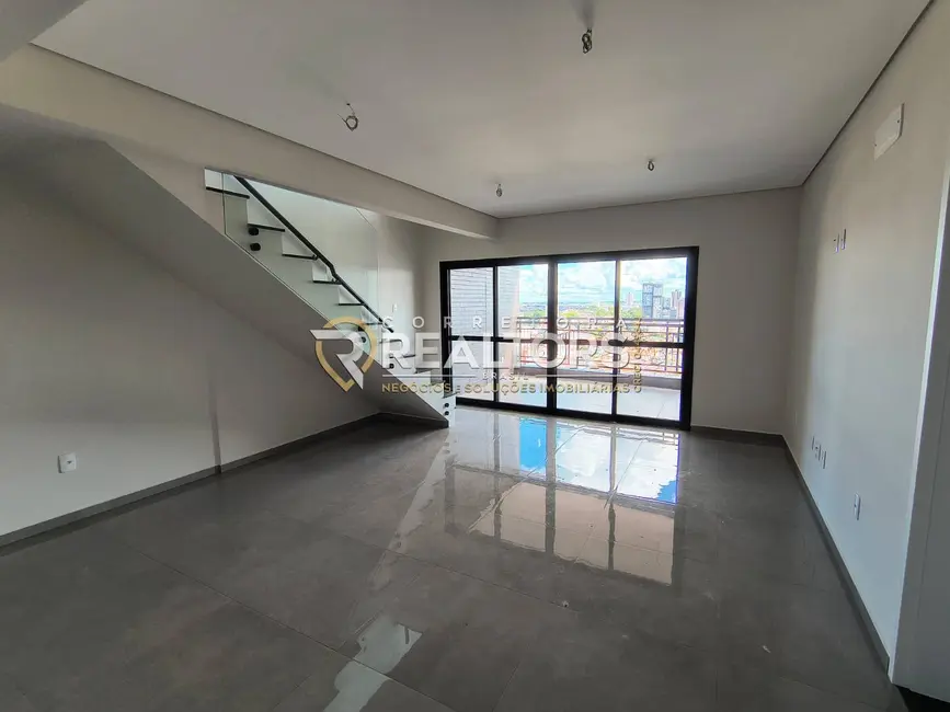 Cobertura com 3 quartos à venda, 181m2 em Centro, Botucatu - SP - imagem 3 Foto 3 de Cobertura com 3 quartos à venda, 181m2 em Centro, Botucatu - SP