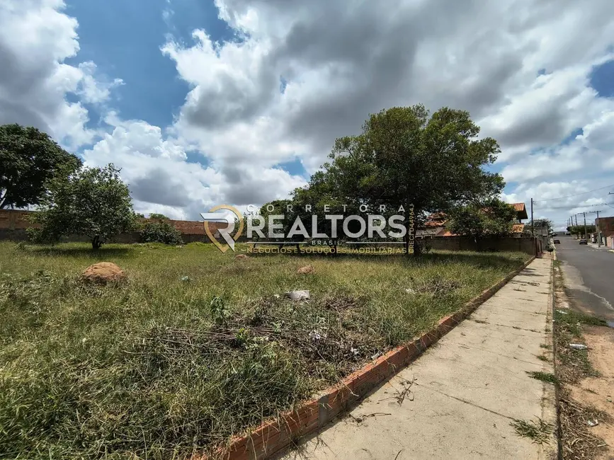 Foto 3 de Terreno / Lote à venda, 360m2 em Rubião Júnior, Botucatu - SP