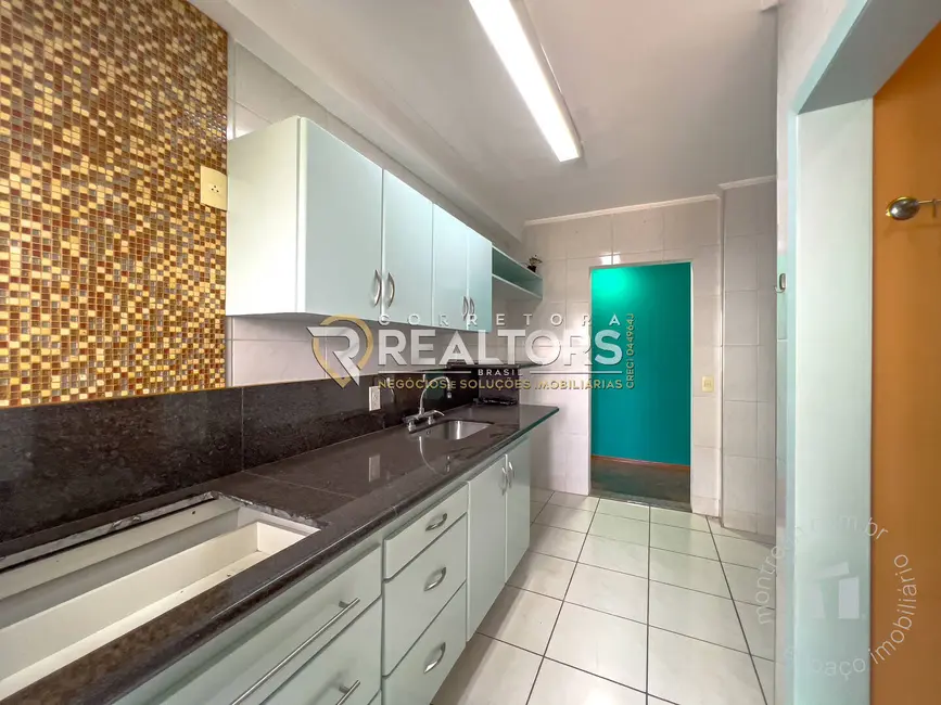 Foto 2 de Apartamento com 3 quartos à venda, 90m2 em Centro, Botucatu - SP