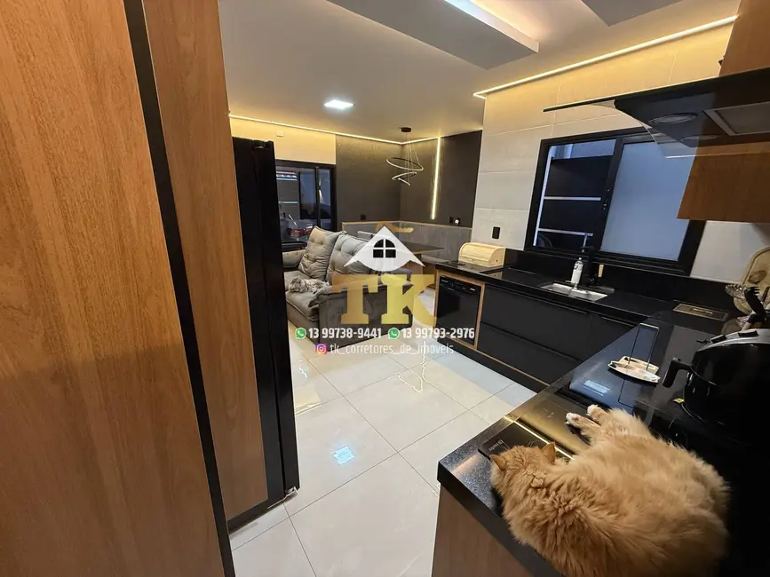 Foto 9 de Casa com 3 quartos à venda, 103m2 em Tupi, Praia Grande - SP