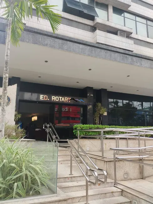 Sala Comercial à venda, 145m2 em Gonzaga, Santos - SP - imagem 2 Foto 2 de Sala Comercial à venda, 145m2 em Gonzaga, Santos - SP