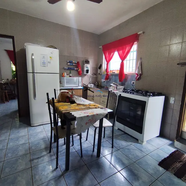 Casa com 2 quartos para alugar, 70m2 em Vila Sônia, Praia Grande - SP - imagem 8 Foto 8 de Casa com 2 quartos para alugar, 70m2 em Vila Sônia, Praia Grande - SP