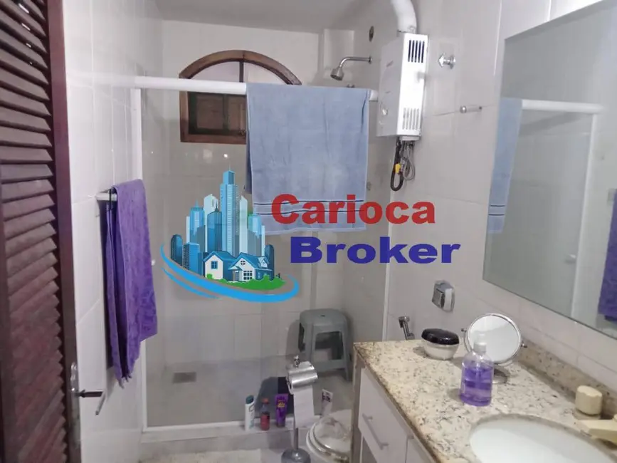Casa com 2 quartos à venda, 130m2 em Sepetiba, Rio De Janeiro - RJ - imagem 8 Foto 8 de Casa com 2 quartos à venda, 130m2 em Sepetiba, Rio De Janeiro - RJ
