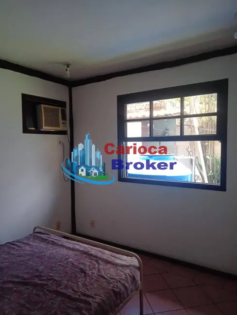 Foto 2 de Casa com 3 quartos à venda, 360m2 em Guaratiba, Rio De Janeiro - RJ