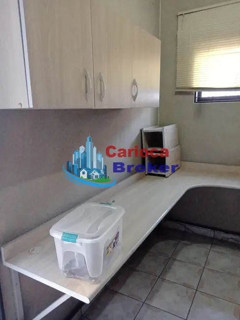 Sala Comercial à venda, 120m2 em Paciência, Rio De Janeiro - RJ - imagem 5 Foto 5 de Sala Comercial à venda, 120m2 em Paciência, Rio De Janeiro - RJ