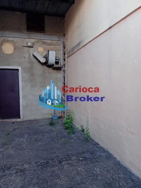 Sala Comercial à venda, 120m2 em Paciência, Rio De Janeiro - RJ - imagem 4 Foto 4 de Sala Comercial à venda, 120m2 em Paciência, Rio De Janeiro - RJ